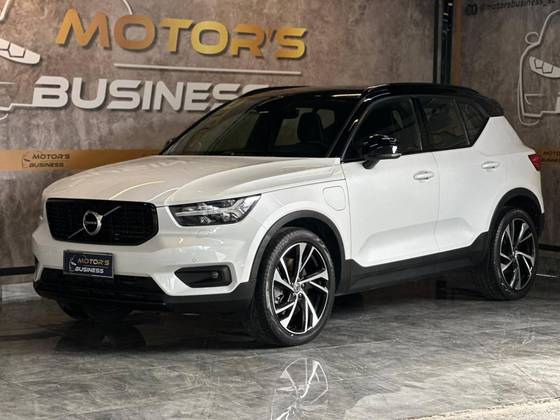 VOLVO XC40 1.5 T5 RECHARGE R-DESIGN GEARTRONIC
